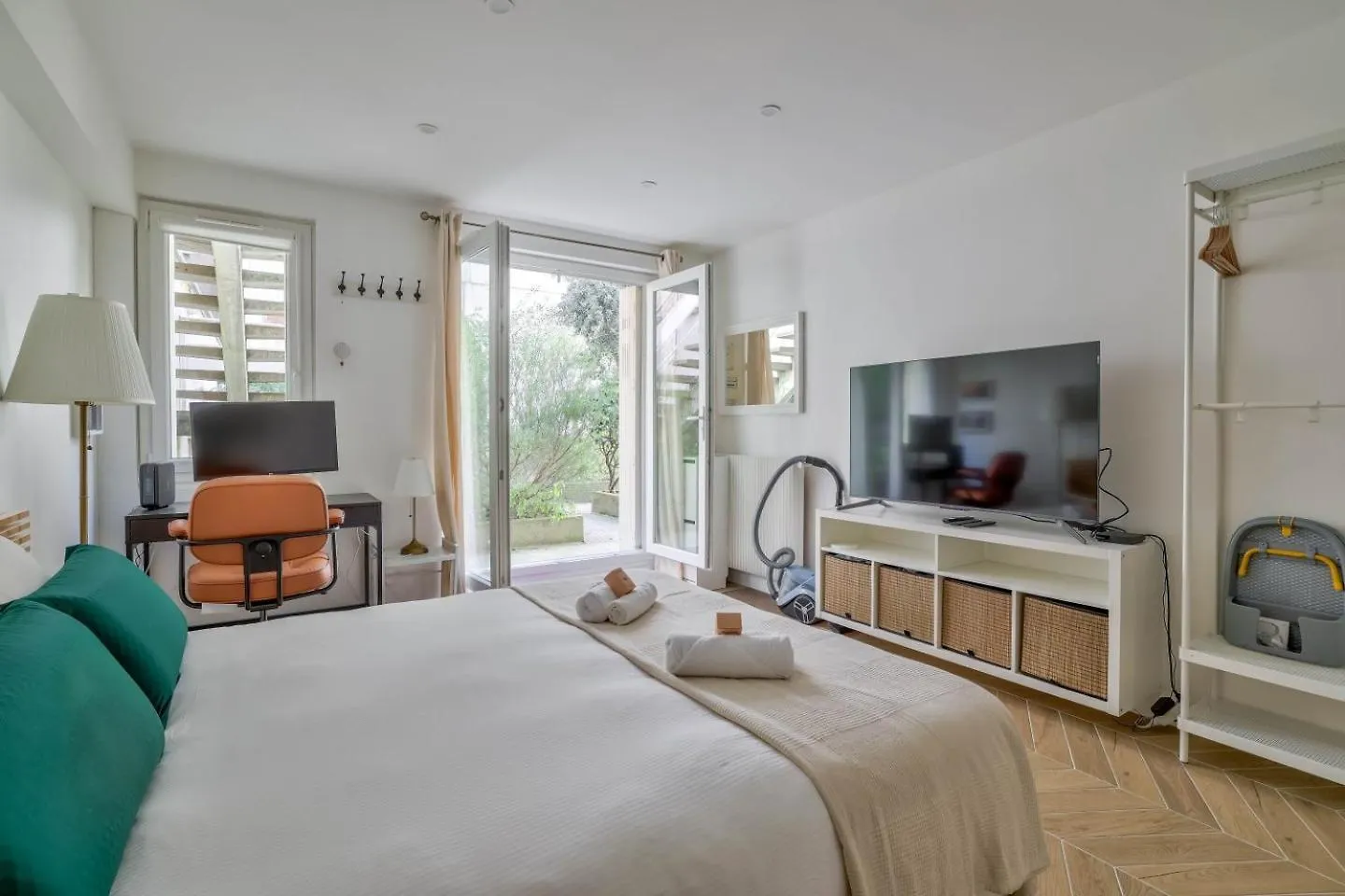 Superb Studio Bien Equipe Paris Montparnasse 0*,